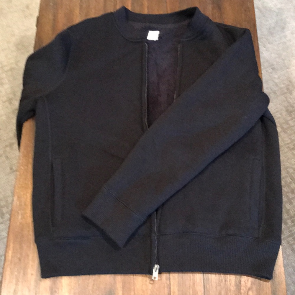 Gap men’s zip up.